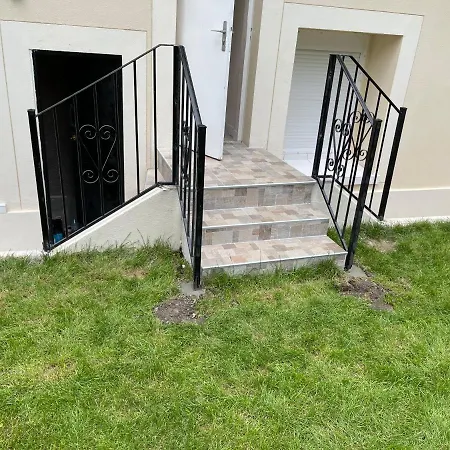 Holliday For Family Newly Renovated * Garges-les-Gonesse