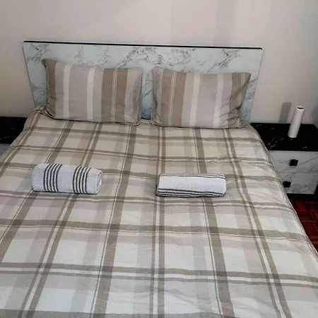 Apartment Holliday For Family Newly Renovated Garges-les-Gonesse
