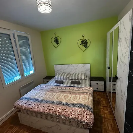 Holliday For Family Newly Renovated Garges-les-Gonesse